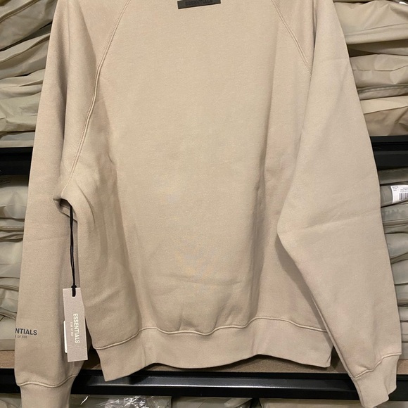FOG-Fear Of God Essentials crewneck Tan - Picture 2 of 7